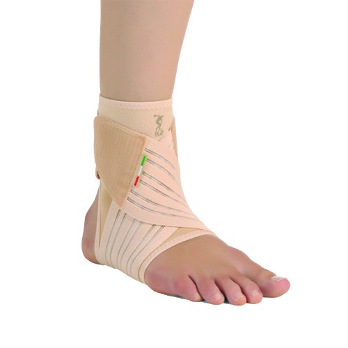 Ankle braces - Ankle Brace 8light Ankle Brace With Skin Bandage