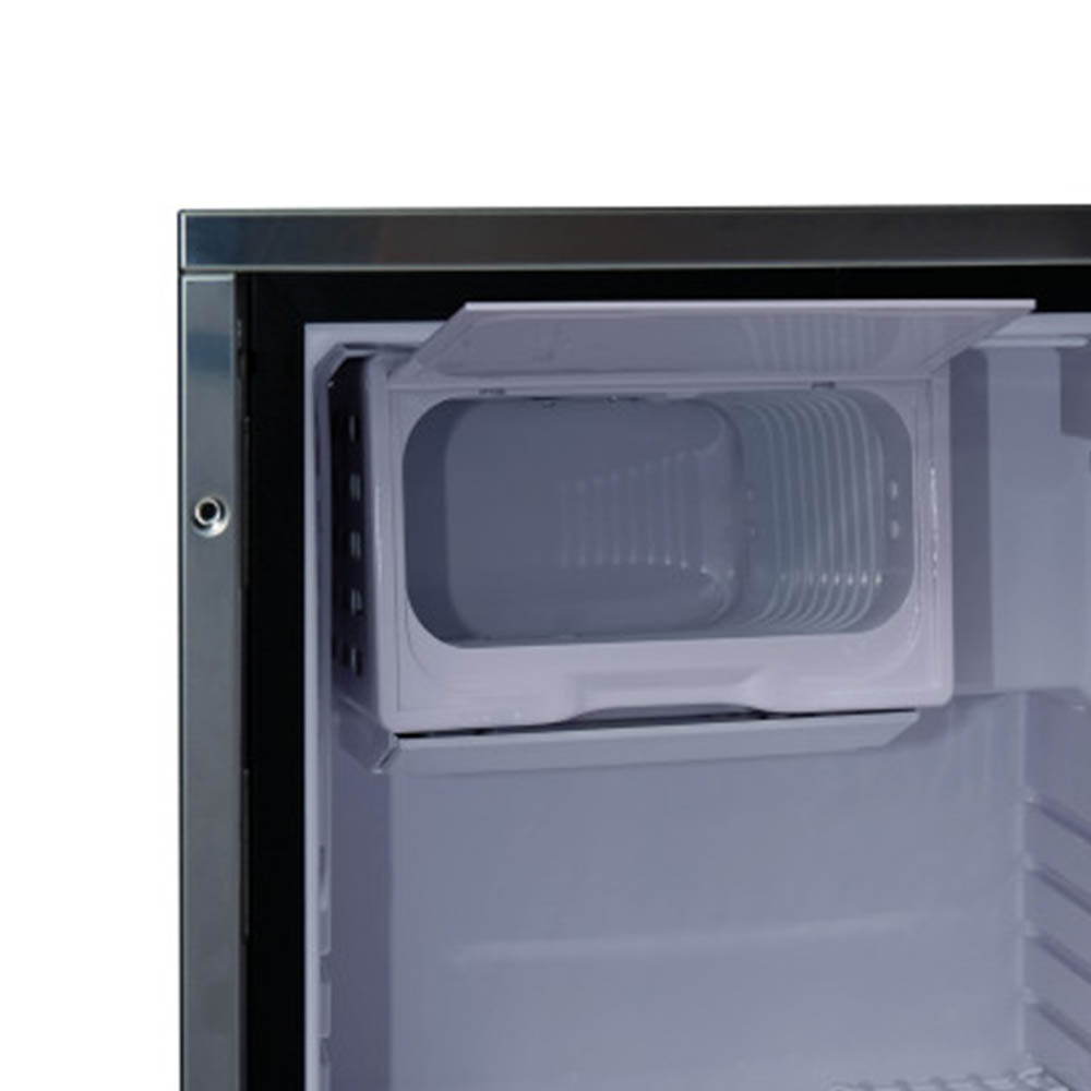 Kühlschränke und Eisboxen - Isotherm Cruise Inox 65/v Clean Touch Kühlschrank