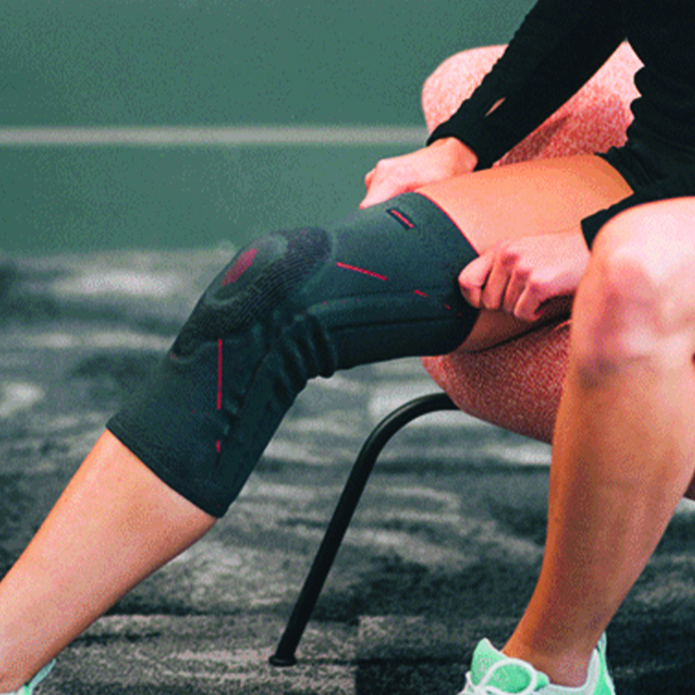 Knee braces - Donjoy Knee Brace Elastic Knee Brace Genuforce Plus Orthopedic