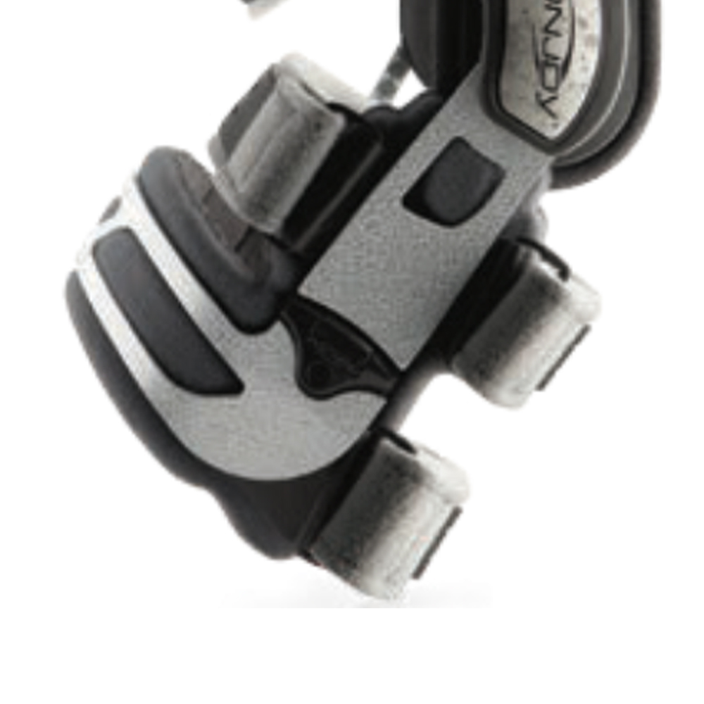 Knee braces - Donjoy Knee Brace Oa Nano Knee Brace For Left Varus Gonoarthrosis