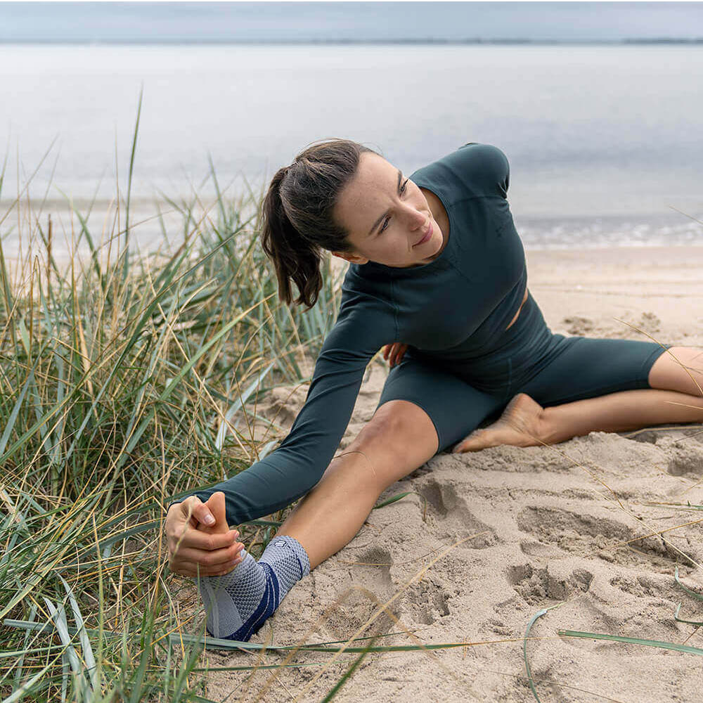 Ankle braces - Bauerfeind Malleotrain Titan Stabilizing Left Compression Ankle Brace