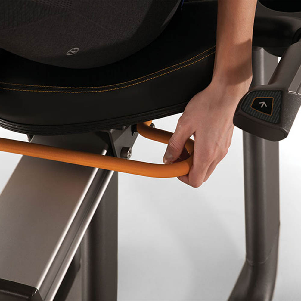 Exercise bikes/pedal trainers - Matrix Exercise Bike Gym Bike R30 With Xr Console