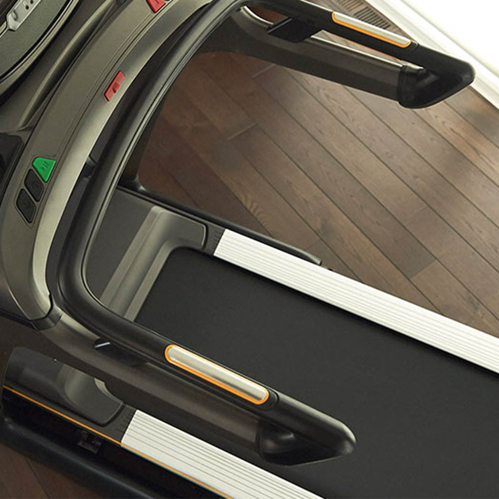 Tapis Roulant - Matrix T70 Electric Treadmill With Suspension And Xr Console