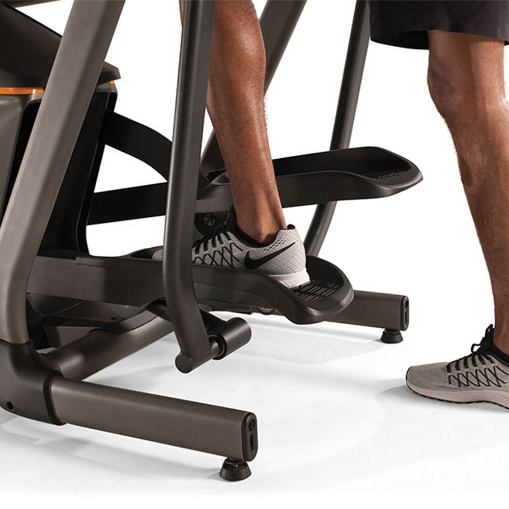 Elliptical - Matrix E30 Elliptical With Xer Console