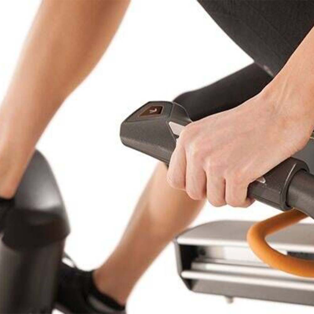 Exercise bikes/pedal trainers - Matrix Exercise Bike Gym Recumbent Bike R50 With Xir Console