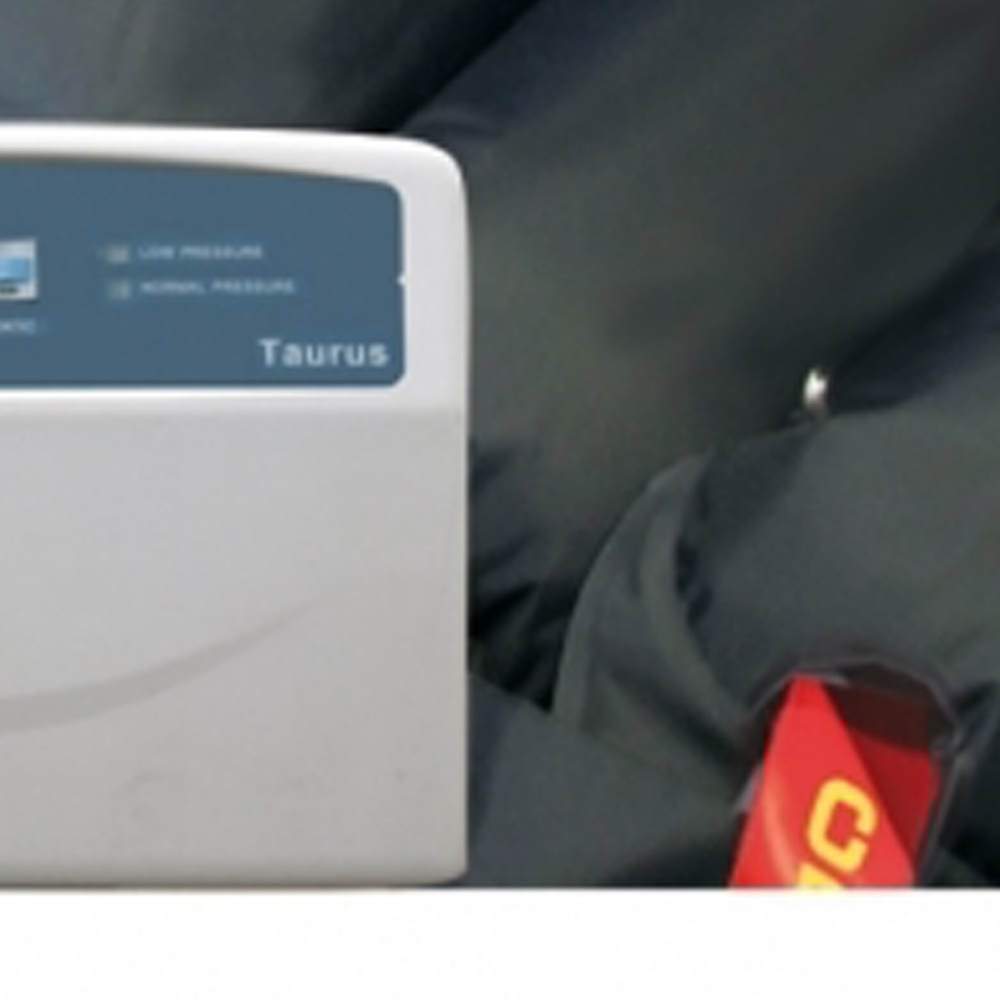 Anti-decubitus mattresses - Intermed Taurus Stage Iv Anti-decubitus Mattress Kit With Bubbles And Compressor
